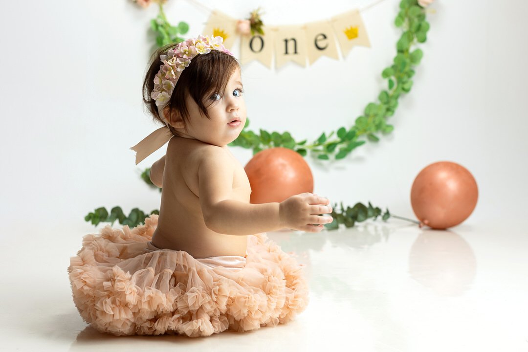 cake smash photoshoot athina cake smash photoshoot athina