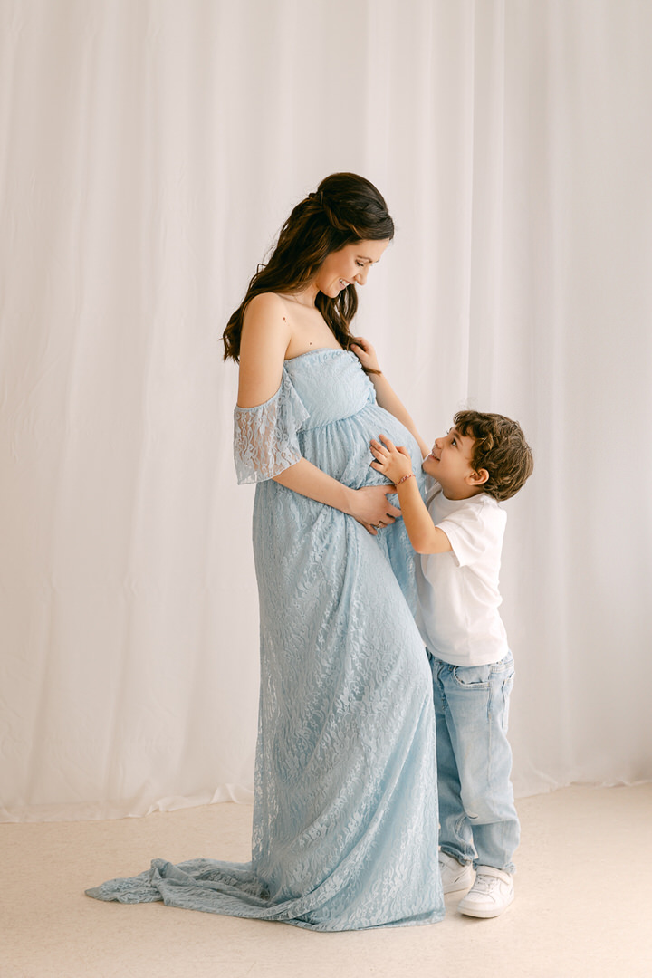 maternity photo session athina () maternity photo session athina ()