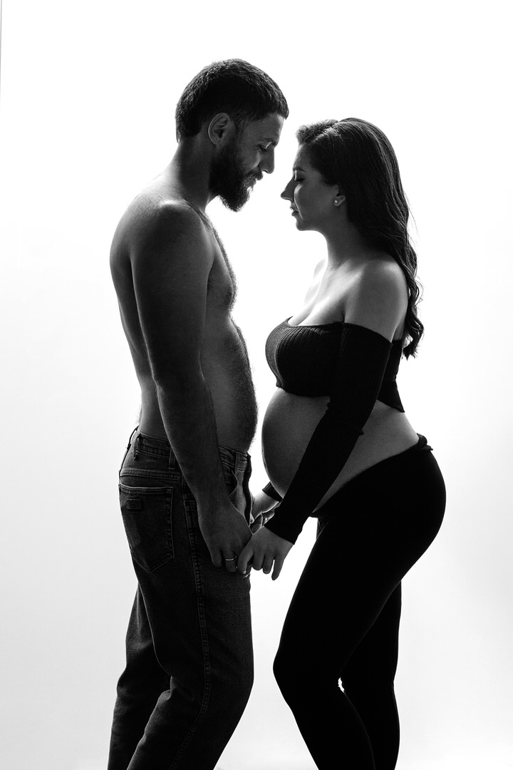 moderna fotografisi egkimosinis () moderna fotografisi egkimosinis ()