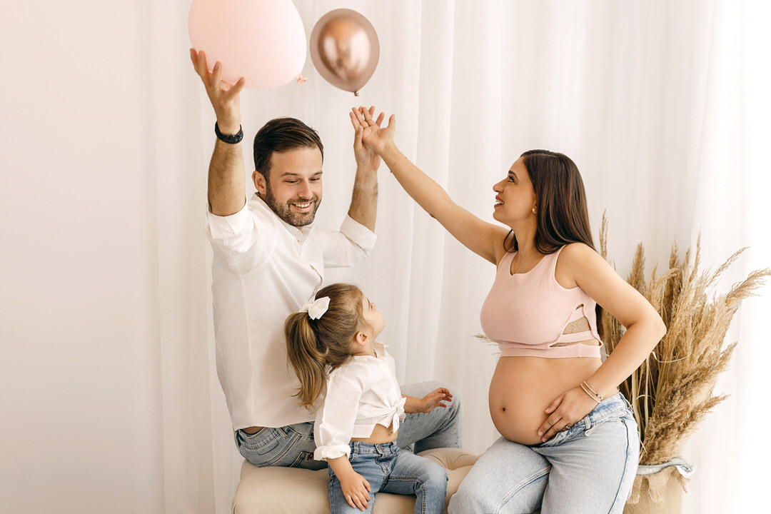 moderna fotografisi egkimosinis () moderna fotografisi egkimosinis ()