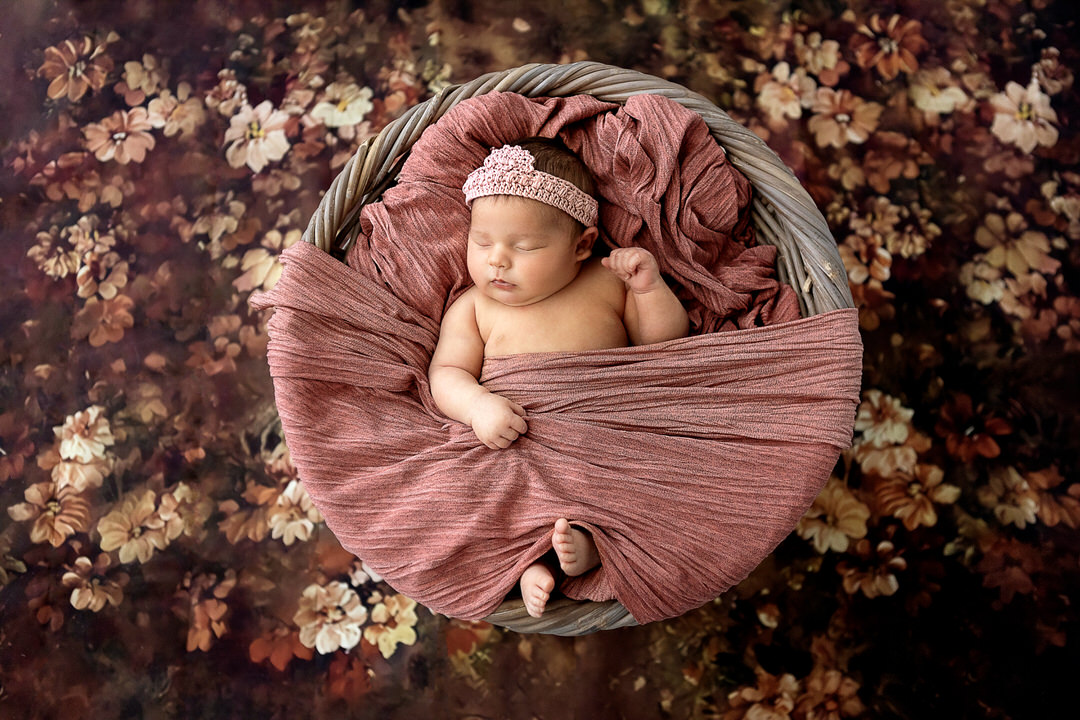 sweet newborn photo shoot athina sweet newborn photo shoot athina